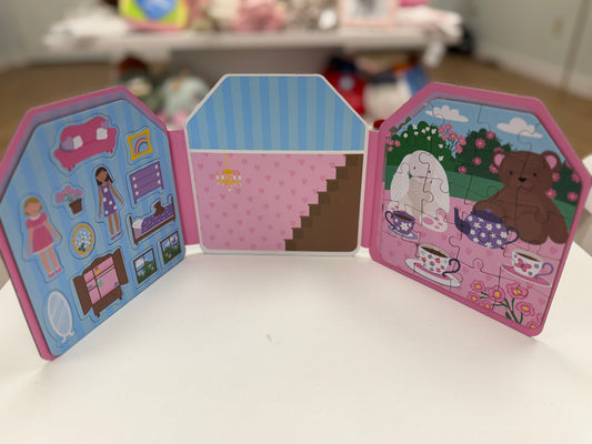 Doll House Magnetic Puzzle Book
