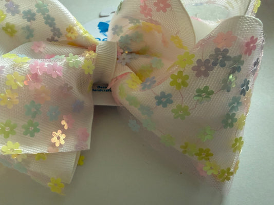 King seq tulle bow with flowers