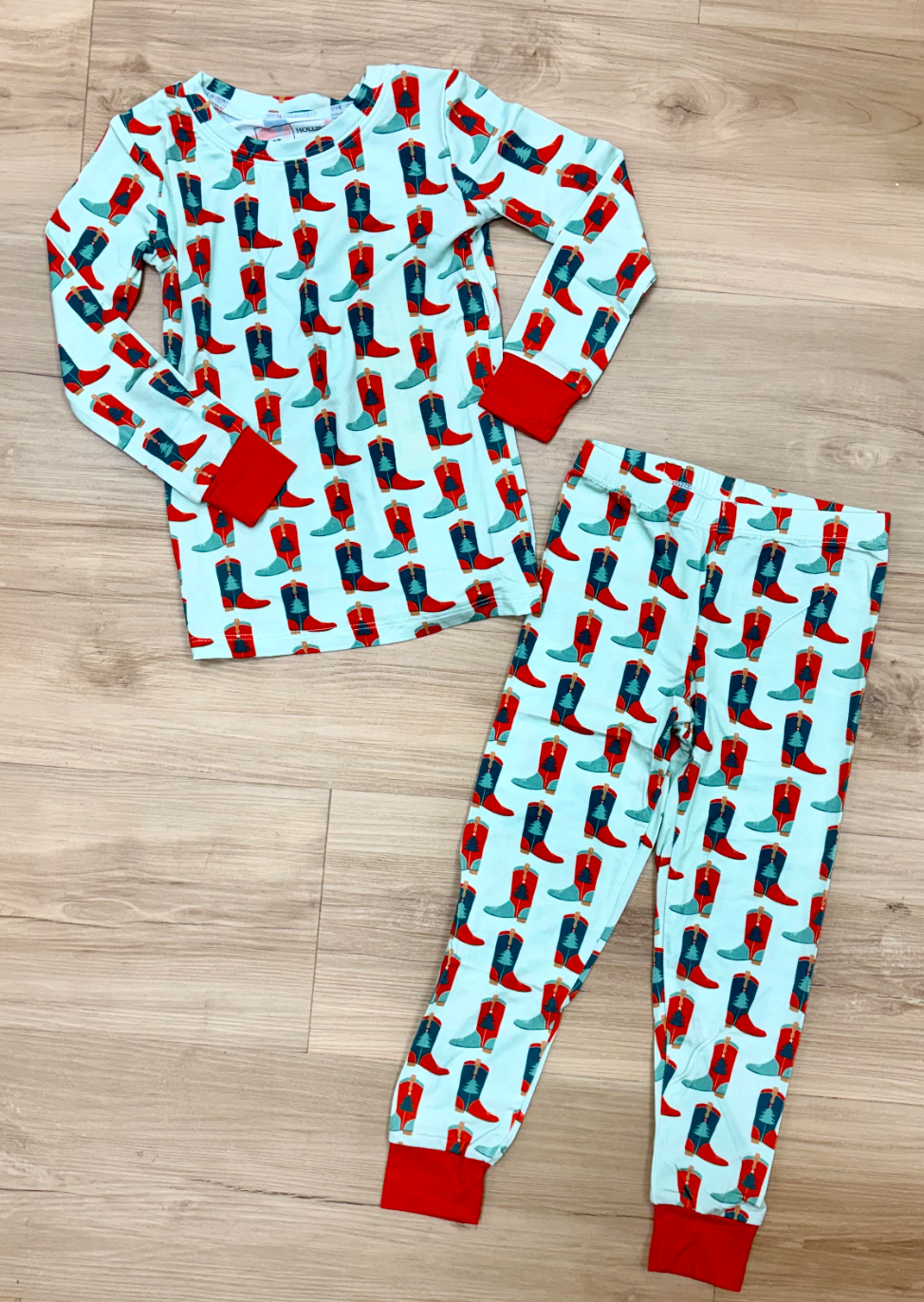 Holiday Boots Loungewear Set - Green