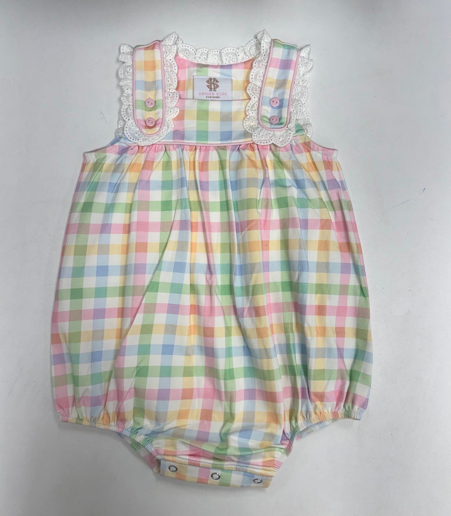 Eyelet Trim Bubble