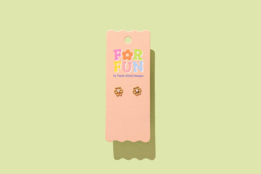 FOR FUN - Stud Earrings - Gold + Pearl Flowers - Fiona