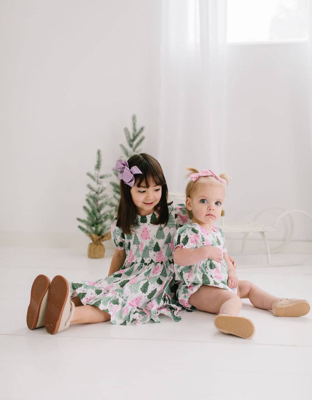 Quinn Poplin Romper in Christmas Trees | Baby Clothing 