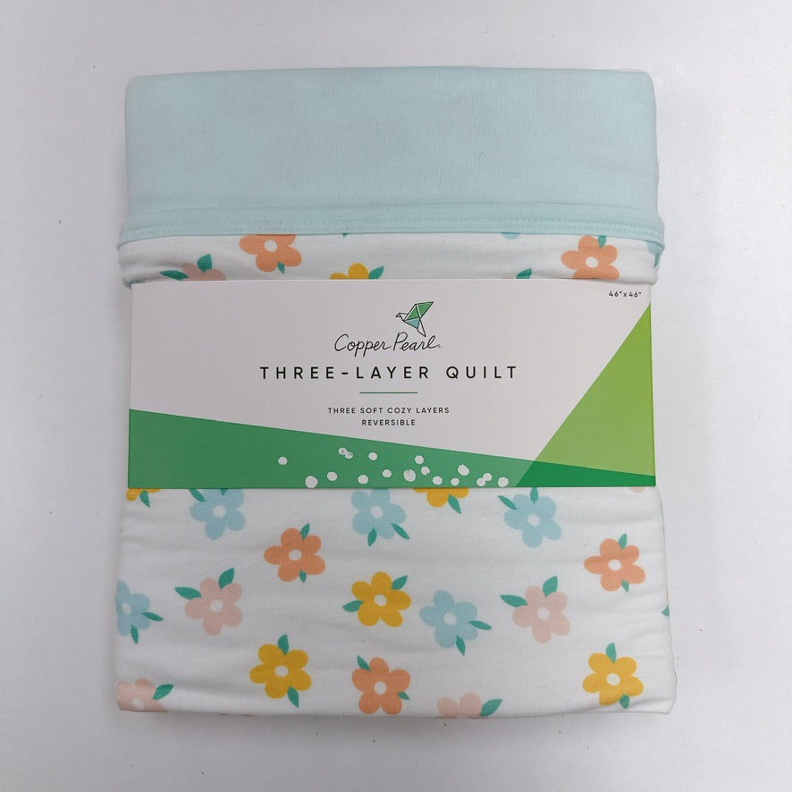 Daisy 3-Layer Stretchy Quilt