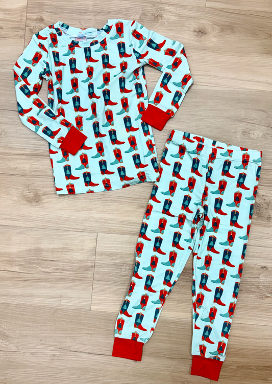 Holiday Boots Loungewear Set - Green