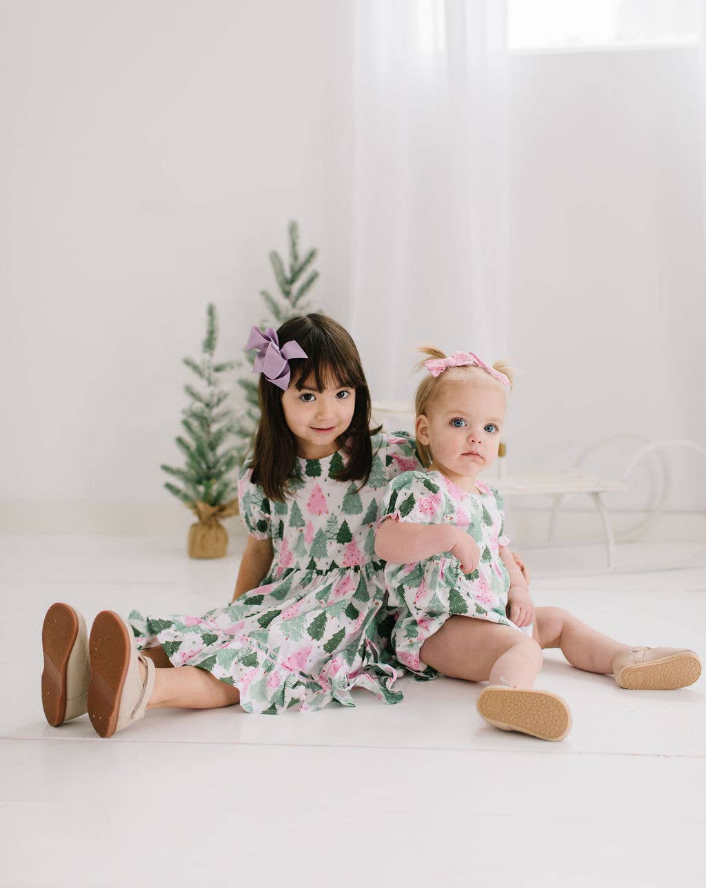 Quinn Poplin Romper in Christmas Trees | Baby Clothing 