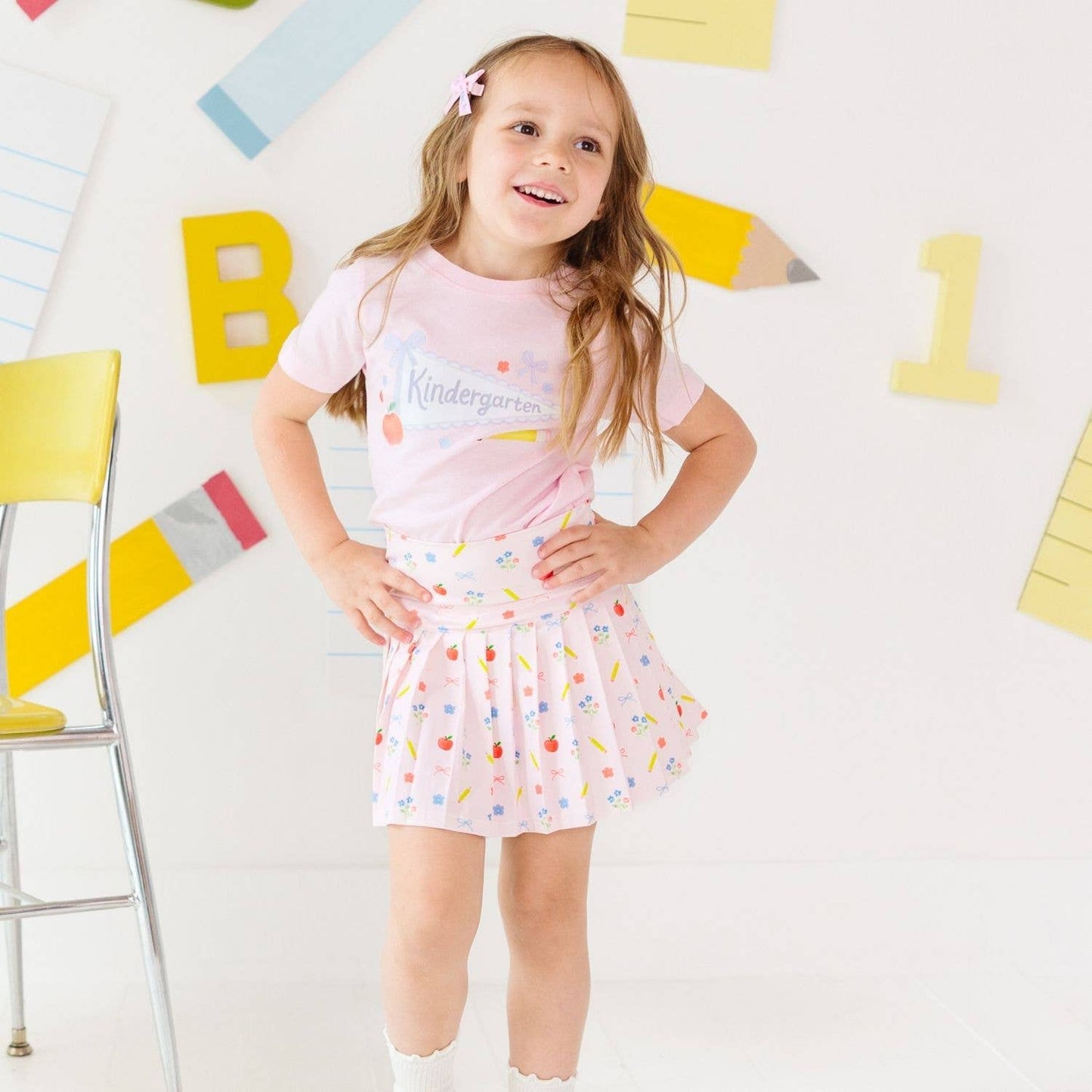 Kindergarten Pennant Short Sleeve T-Shirt -pink